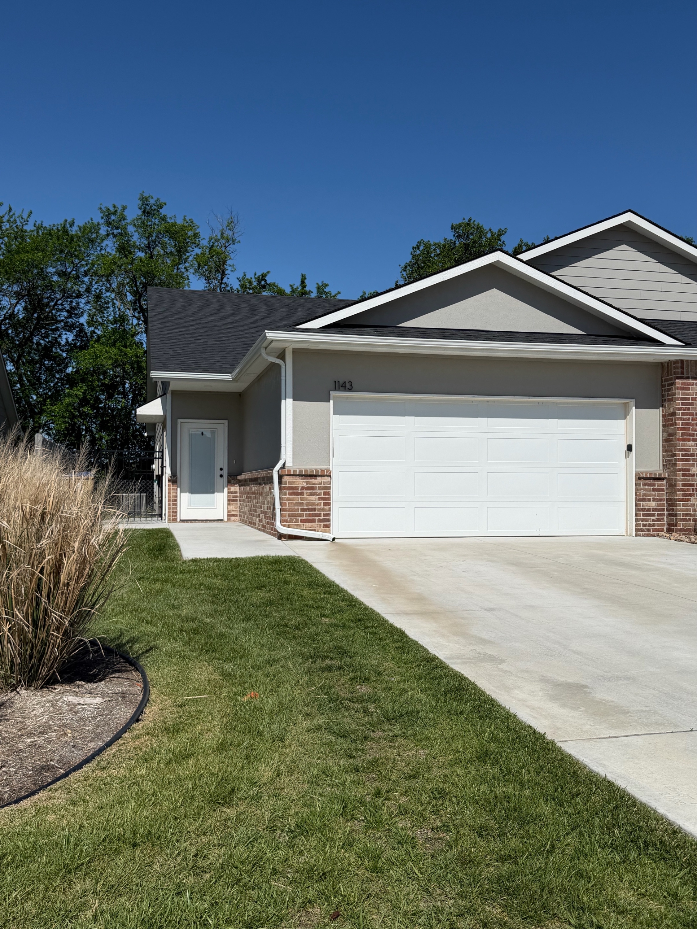1143 North Broadview Street - 1